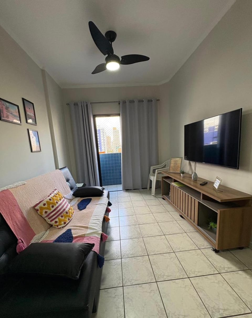 Apartamento Aviação perto da praia Apartment in State of São Paulo