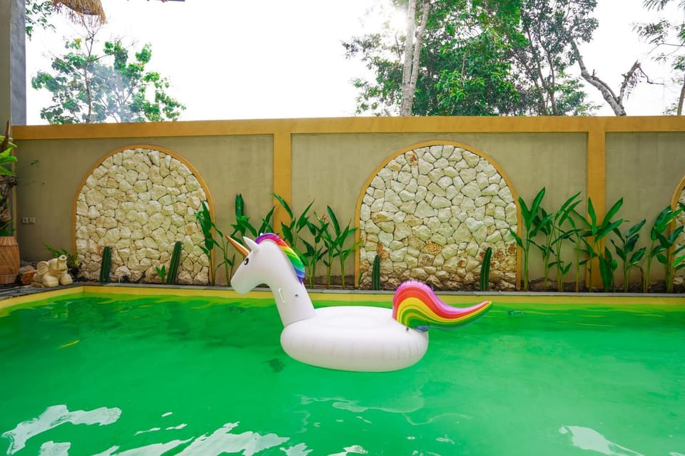 Swimming pool