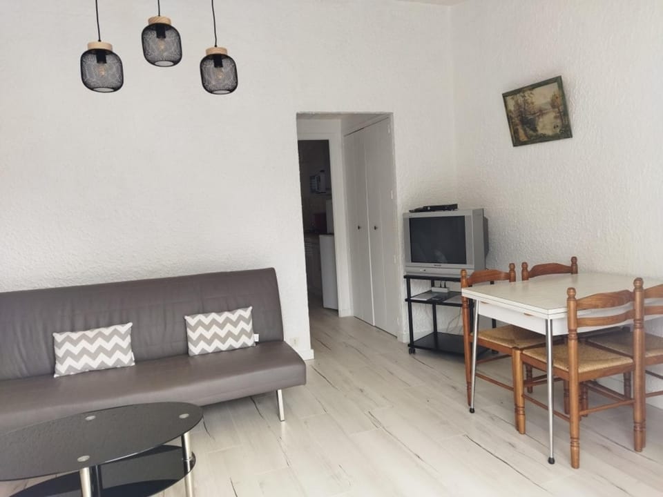 Maisonnette calme proche plage avec parking et animaux admis - FR-1-194-443 House in La Tranche-sur-Mer