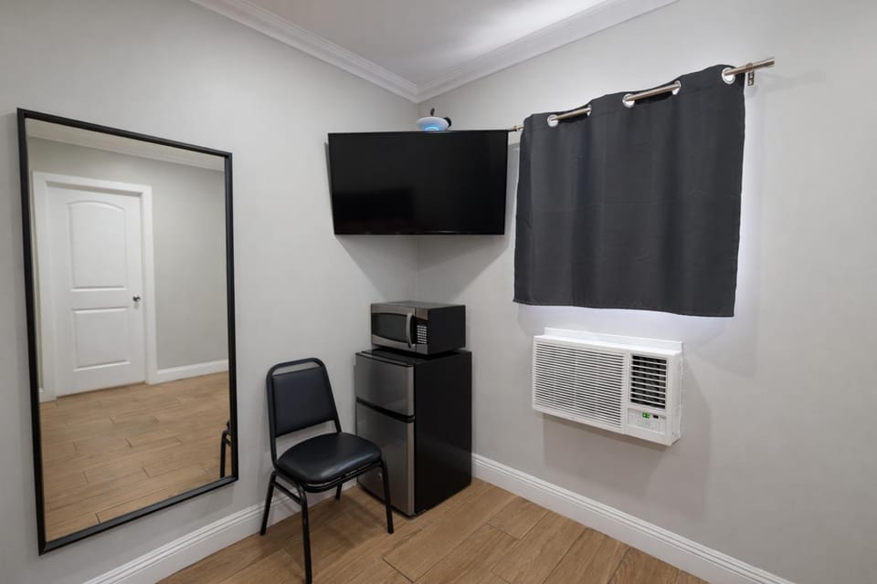 TV and multimedia, minibar