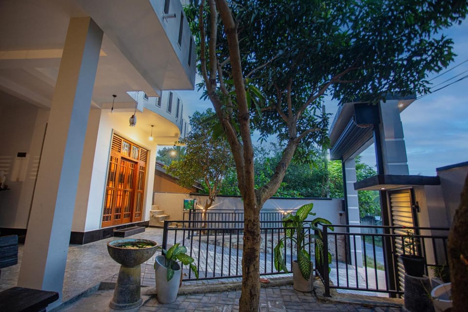 Rajas Haven villa Vacation rental in Ahangama