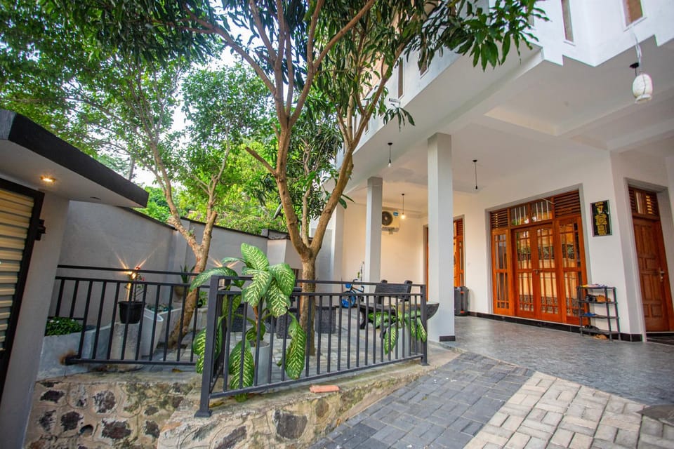 Rajas Haven villa Vacation rental in Ahangama