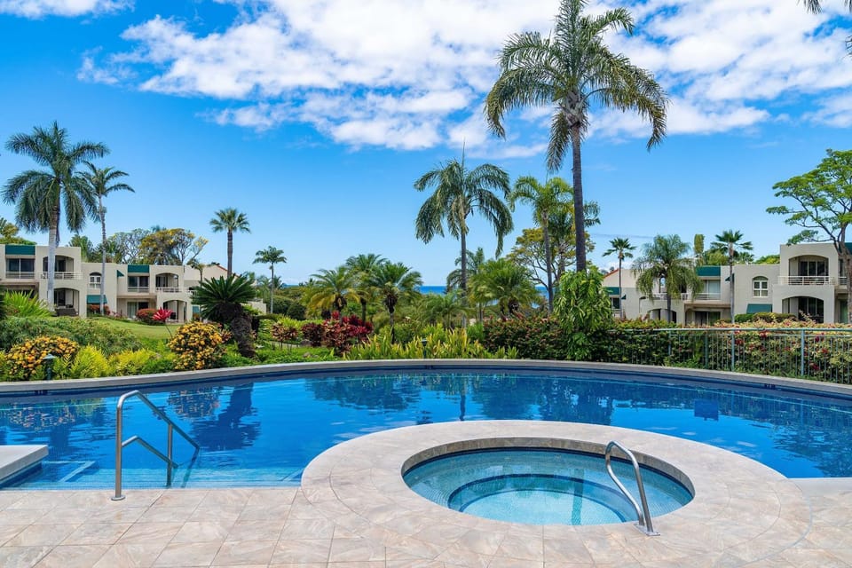Palms at Wailea 101 - 2BR Garden View Condo w/ A/C in Bedrooms & Spacious Lanais House in Wailea