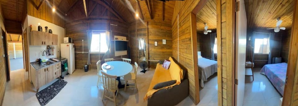 TV and multimedia, Kitchen or kitchenette, Living room, air conditioner
