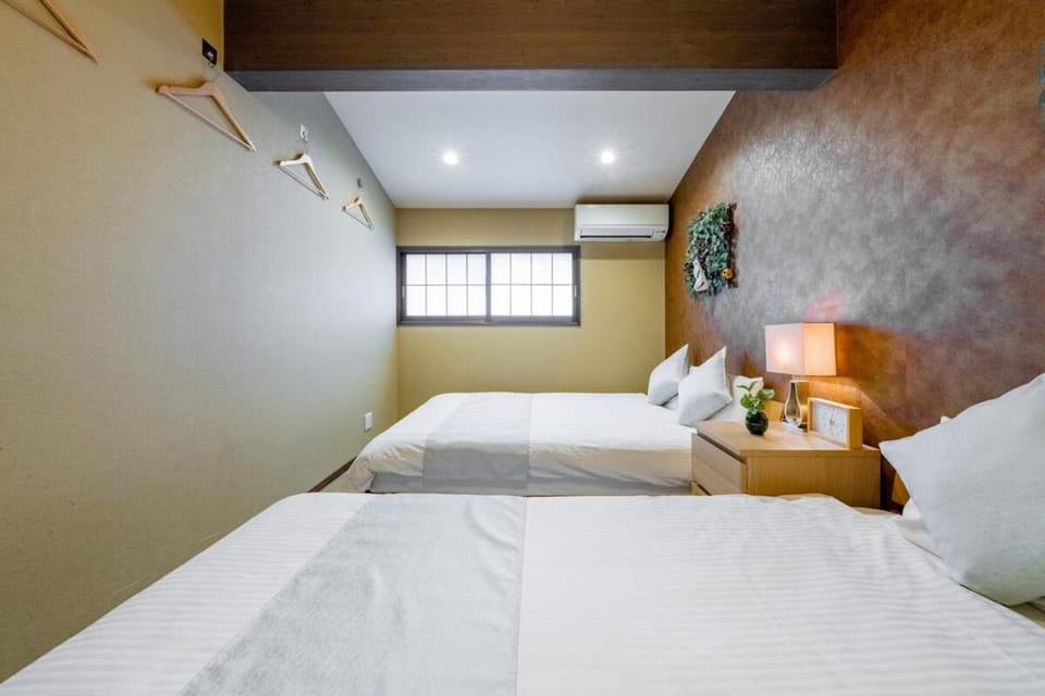 楽福 伏見稲荷大社徒歩5分 町家で過ごす非日常な旅 ベッド3台 最大6名利用 House in Kyoto