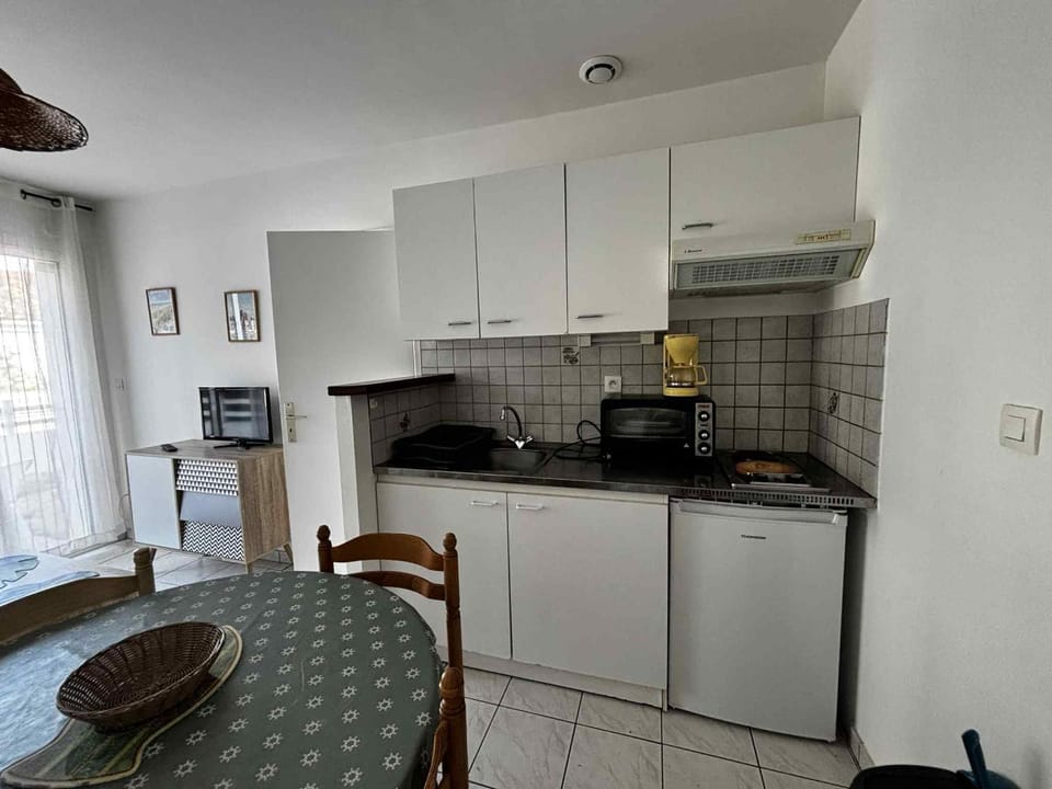 Appartement cosy 2-4 pers, centre ville, animaux admis - FR-1-194-441 Apartment in La Tranche-sur-Mer