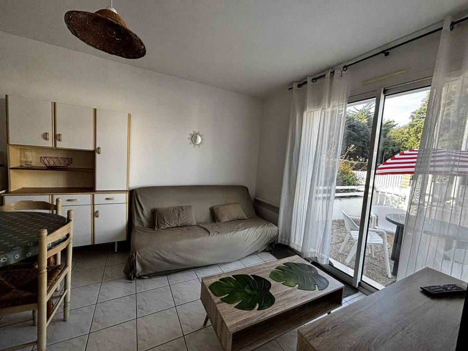 Appartement cosy 2-4 pers, centre ville, animaux admis - FR-1-194-441 Apartment in La Tranche-sur-Mer