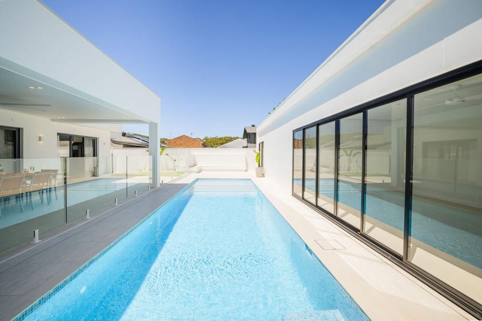 Garden, Swimming pool