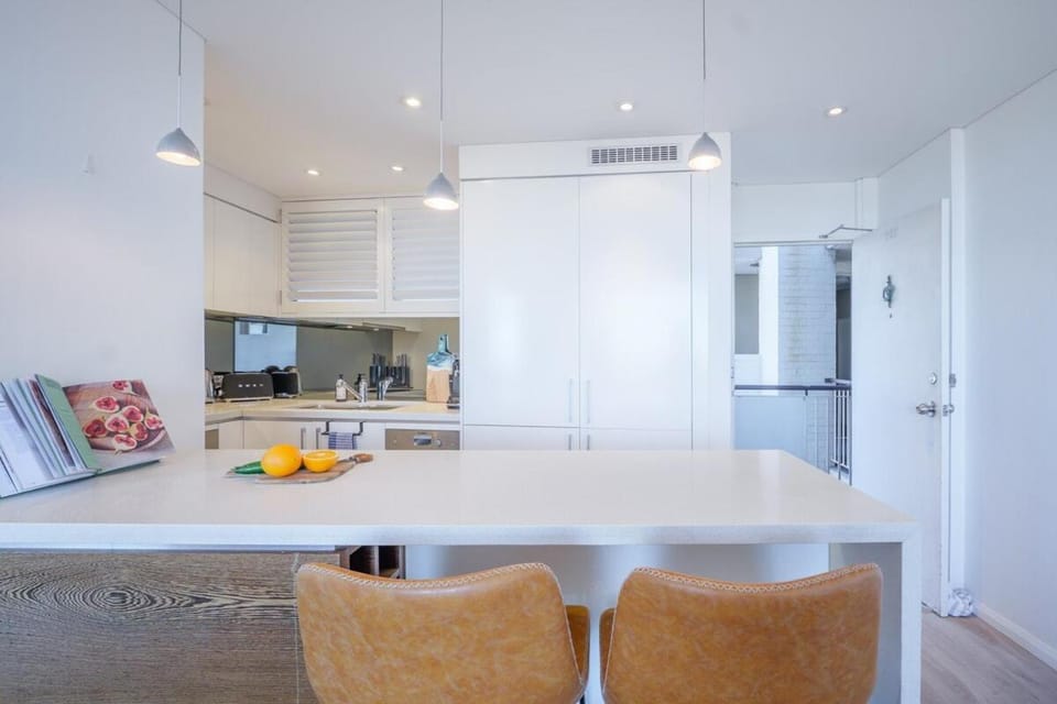 Chic Sydney Opera House View - Kirribilli Sydney Apartment in Sydney