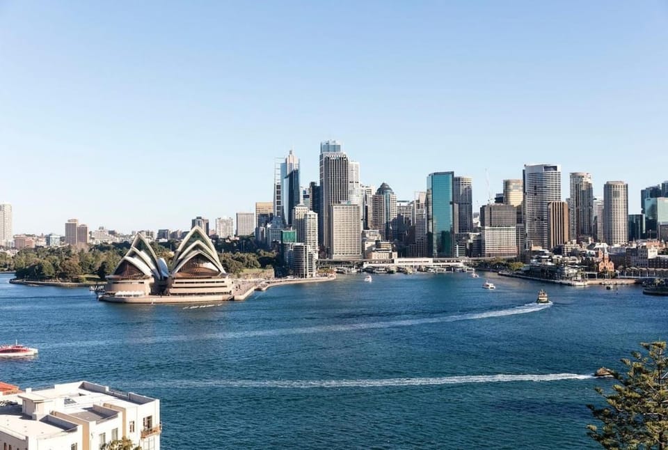 Chic Sydney Opera House View - Kirribilli Sydney Apartment in Sydney