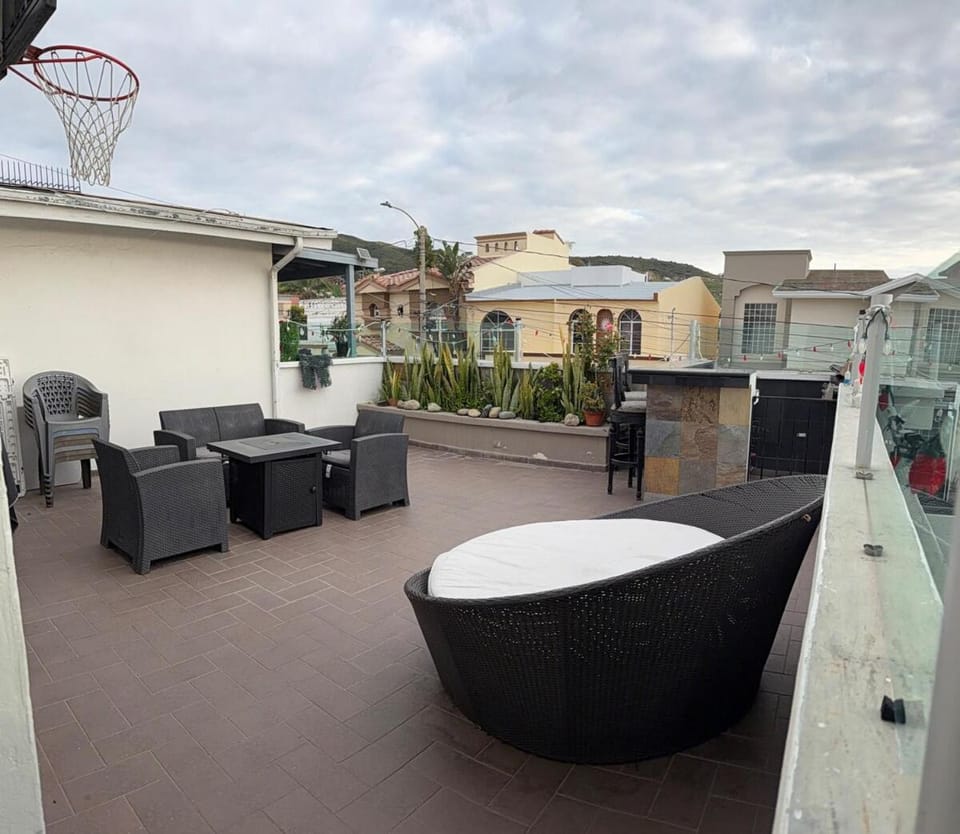 Casa Blanca, Tijuana beaches House in Tijuana