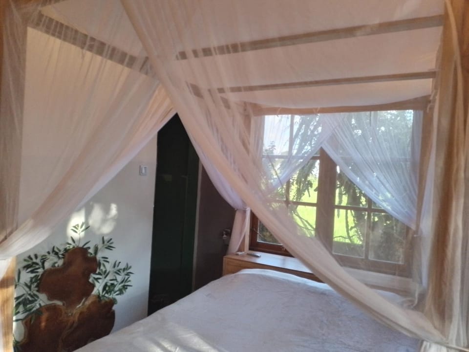 Coworking Paradise Ashna Vikram - 4 bedrooms House in Blahbatuh