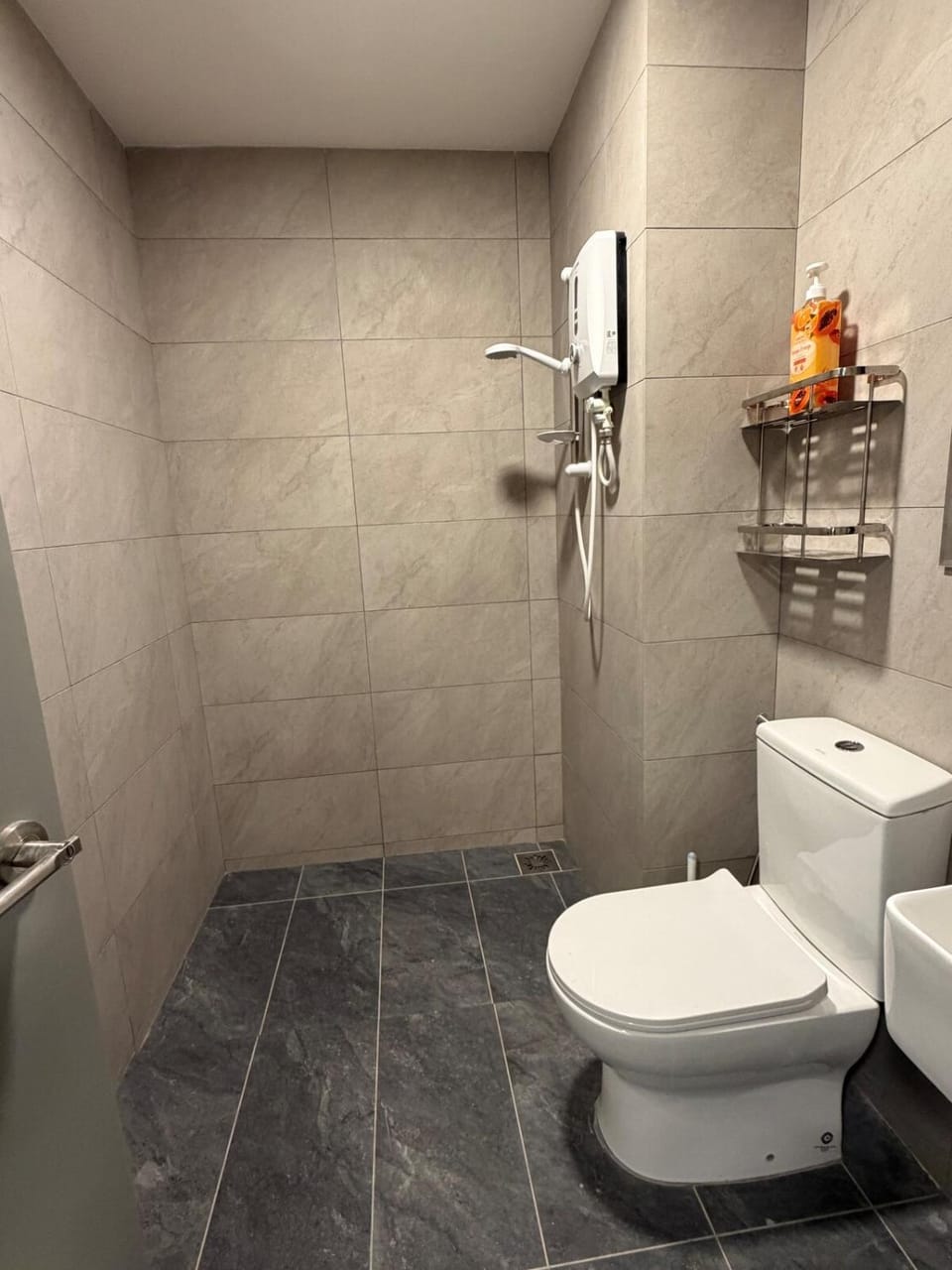 Modern Studio with Private Glass Room Tulip Residence Apartment in Selangor, Malaysia
