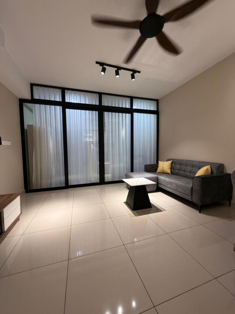 Modern Studio with Private Glass Room Tulip Residence Apartment in Selangor, Malaysia