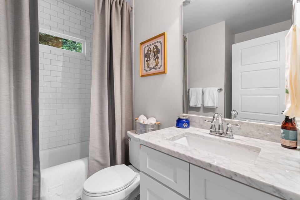 Toilet, Bathroom, Bath, towels