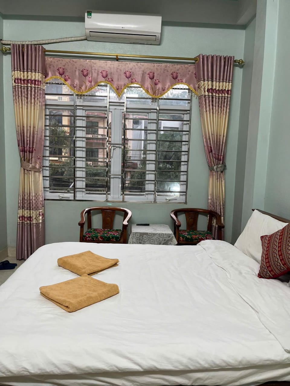Sunshine Loop Hostel Hotel in Vietnam
