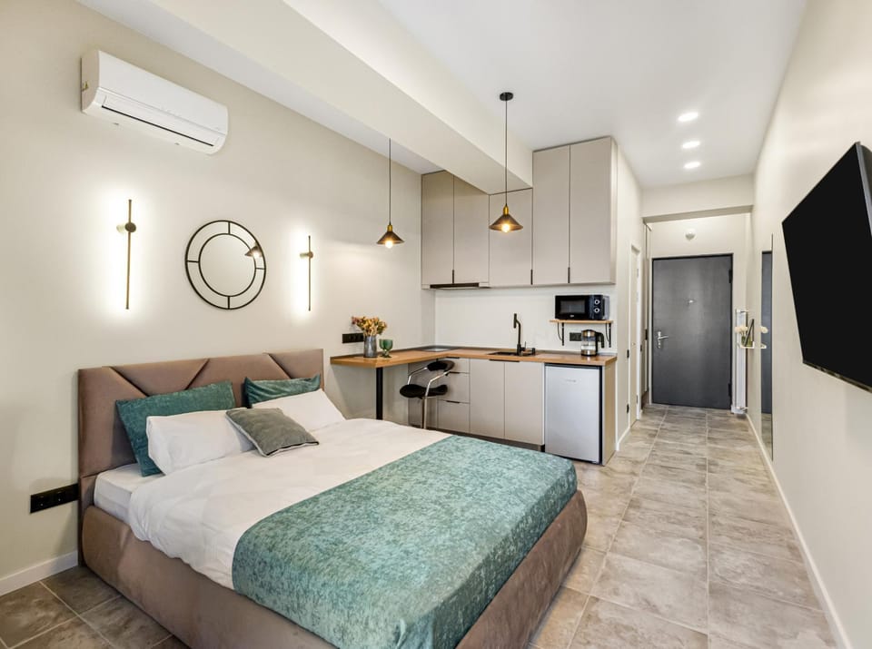 Bed, Kitchen or kitchenette, Photo of the whole room, air conditioner