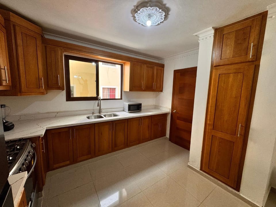 microwave, oven, kitchen