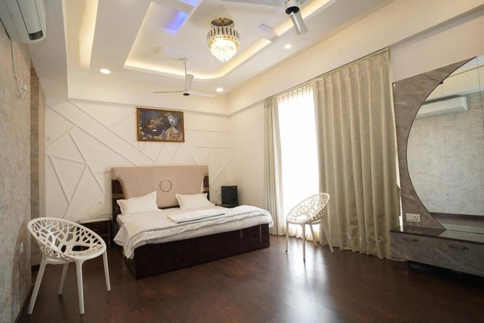 Bed, Bedroom, air conditioner