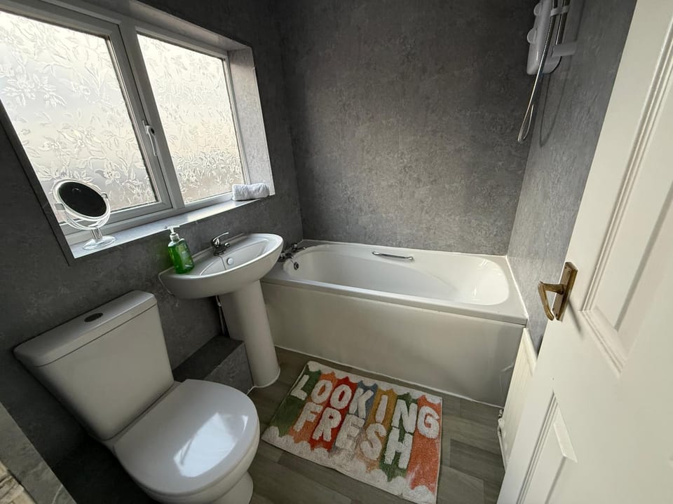Shower, Bathroom, Bath