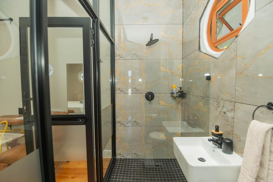 The Valley Escape - The Palm View House in Port Elizabeth