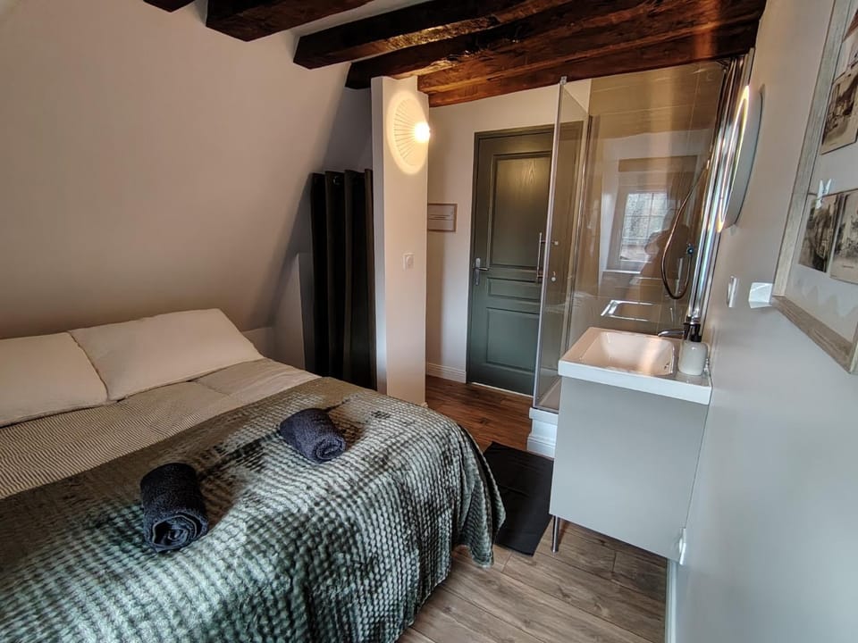 Appartement rénové centre Pont-Audemer-calme, Wi-Fi, proche Honfleur Apartment in Normandy