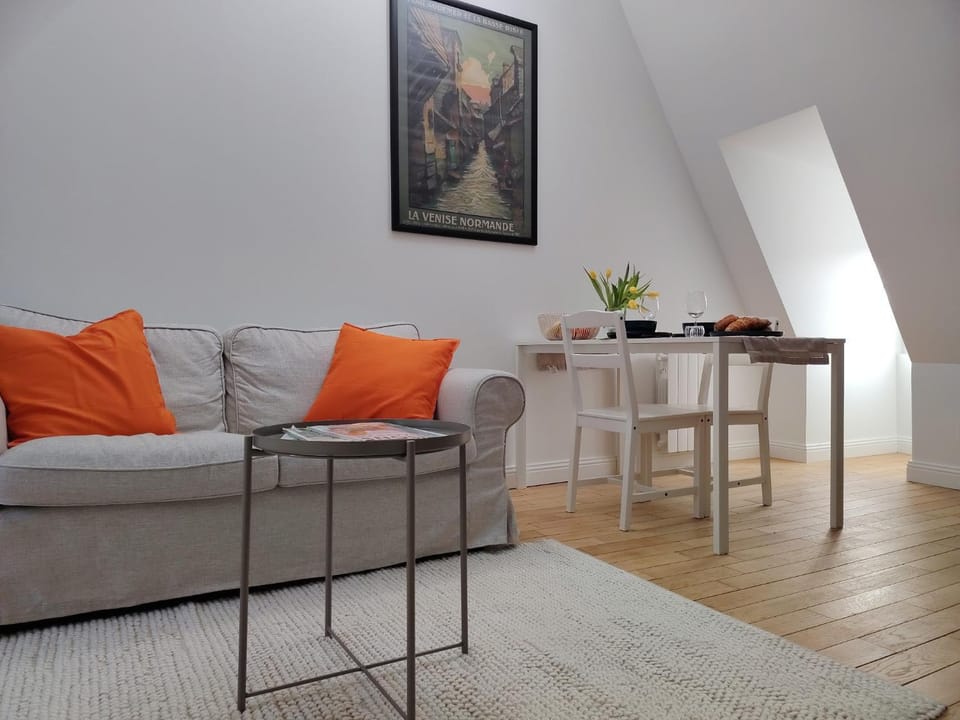Appartement rénové centre Pont-Audemer-calme, Wi-Fi, proche Honfleur Apartment in Normandy