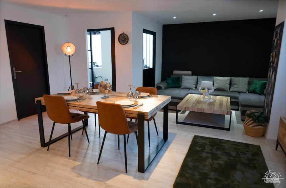 LoveRoom Le Loft & Garden Spa Apartment in Nancy