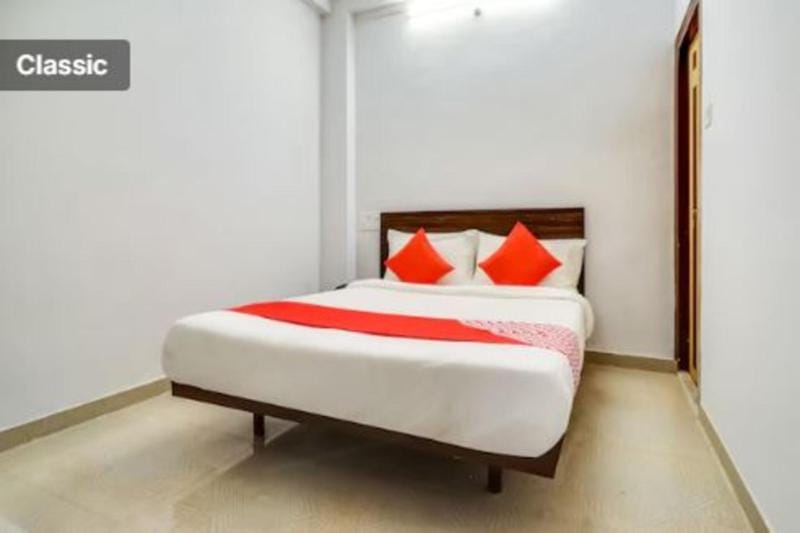 RROOMS Eco Hotel The Velvet Hotel in Lucknow