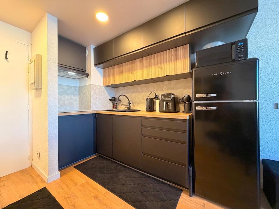 Logement rénové & calme - Jolie vue Apartment in Huez