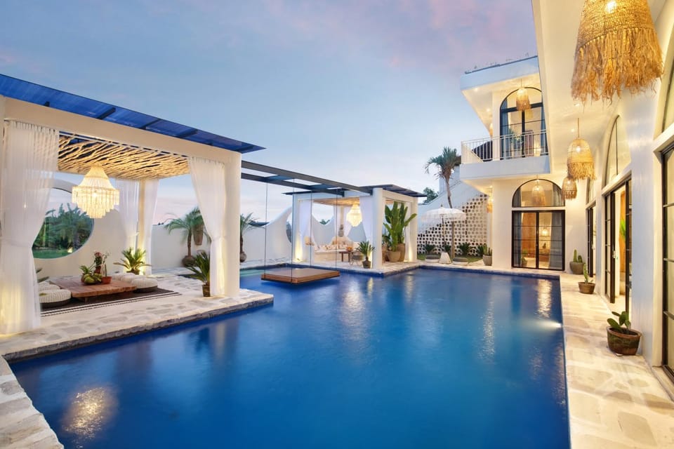 Pool view, Swimming pool