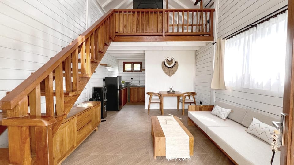 Kitchen or kitchenette, Living room, Seating area