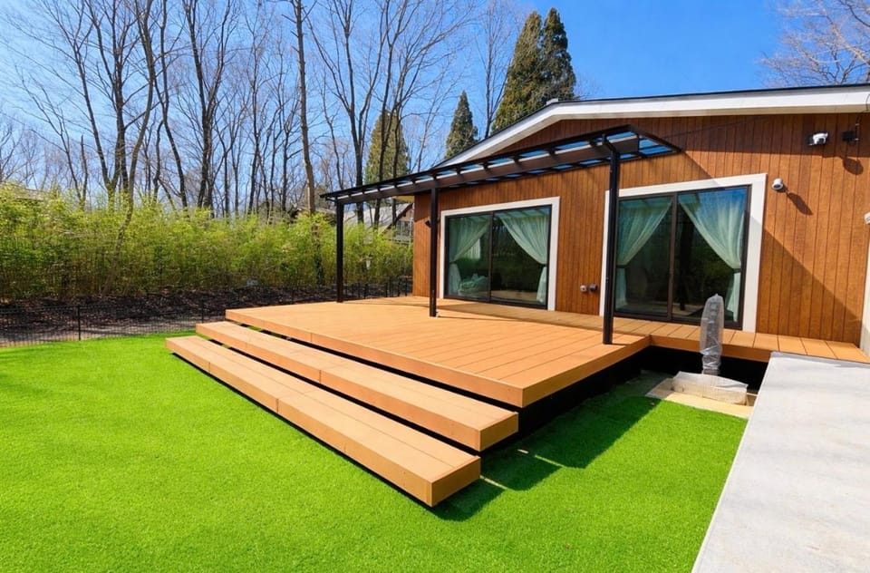 Property building, Day, Garden, Garden view