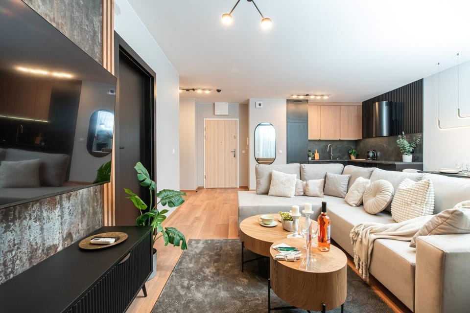 TV and multimedia, Kitchen or kitchenette, Living room, Seating area, Dining area, Evening entertainment, oven