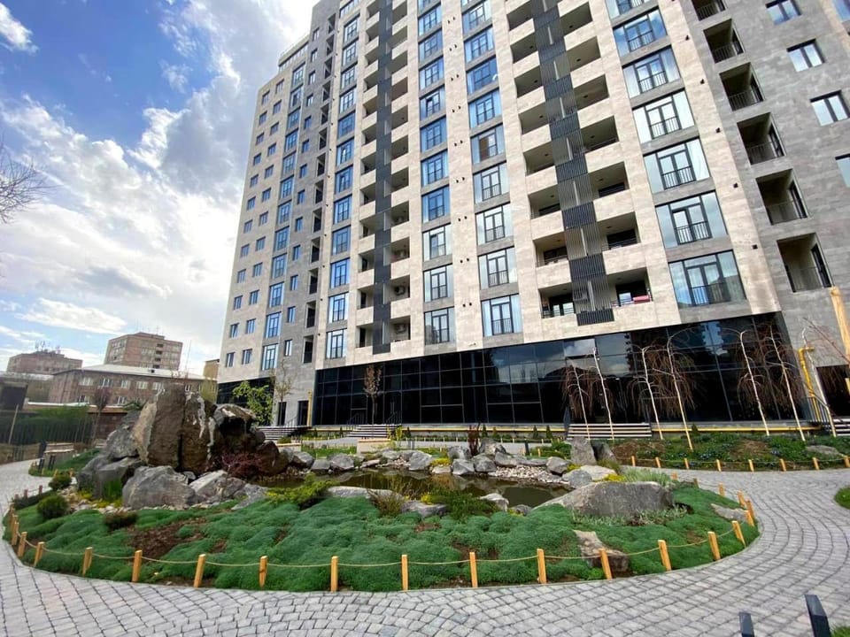 Property building, Garden