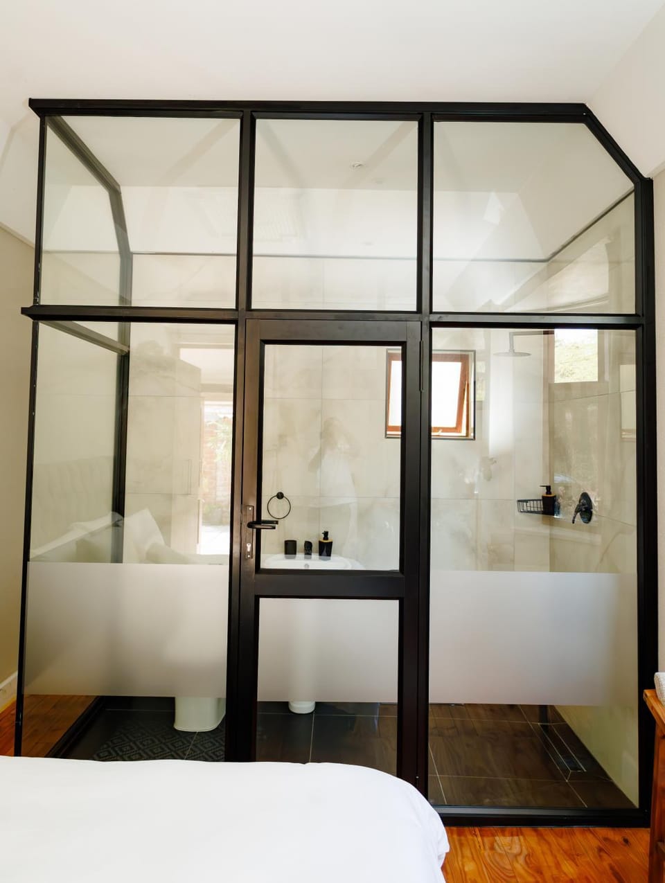 The Valley Escape - The Petite Executive Suite House in Port Elizabeth