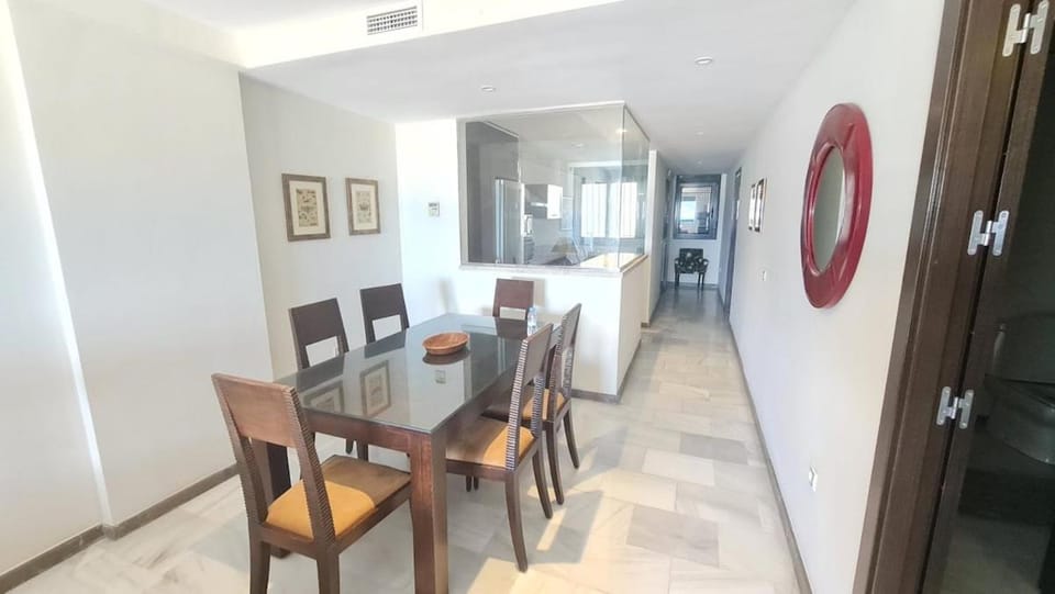 Cozy apartment with balcony and sea view Apartment in Tangier