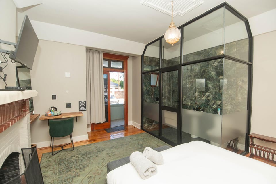 The Valley Escape - The Green Paradise House in Port Elizabeth