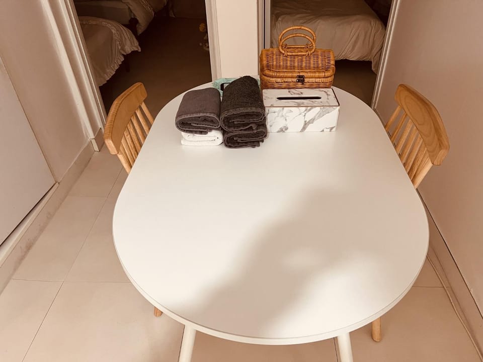 Dining area, Area and facilities