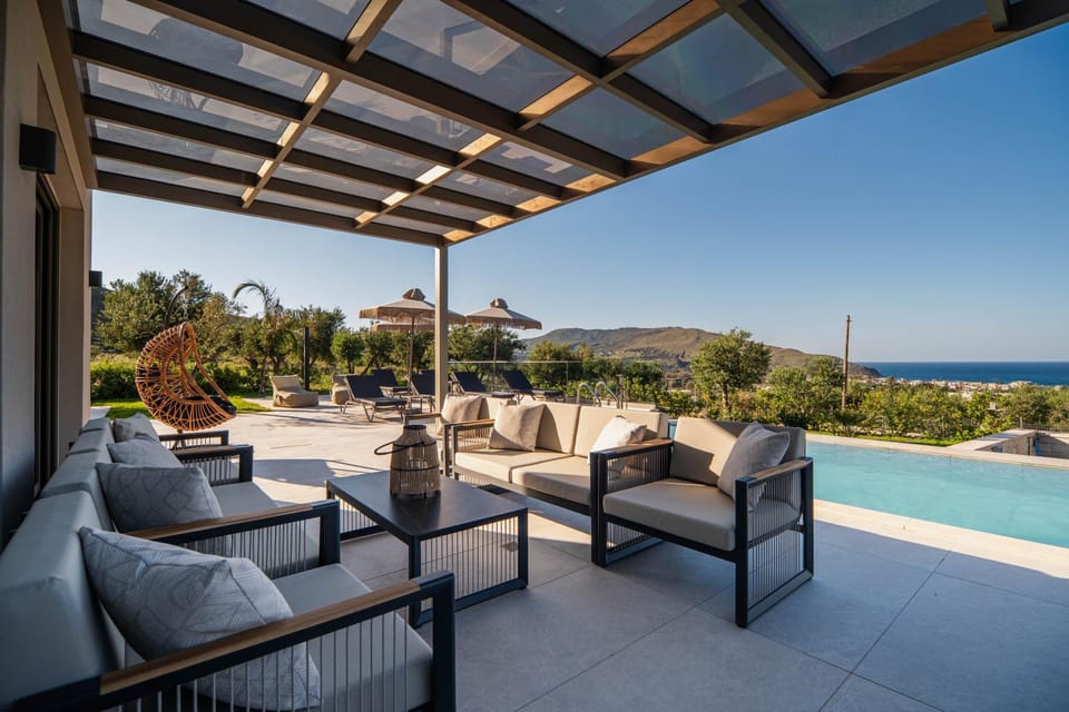 Pool view, Sea view, Swimming pool