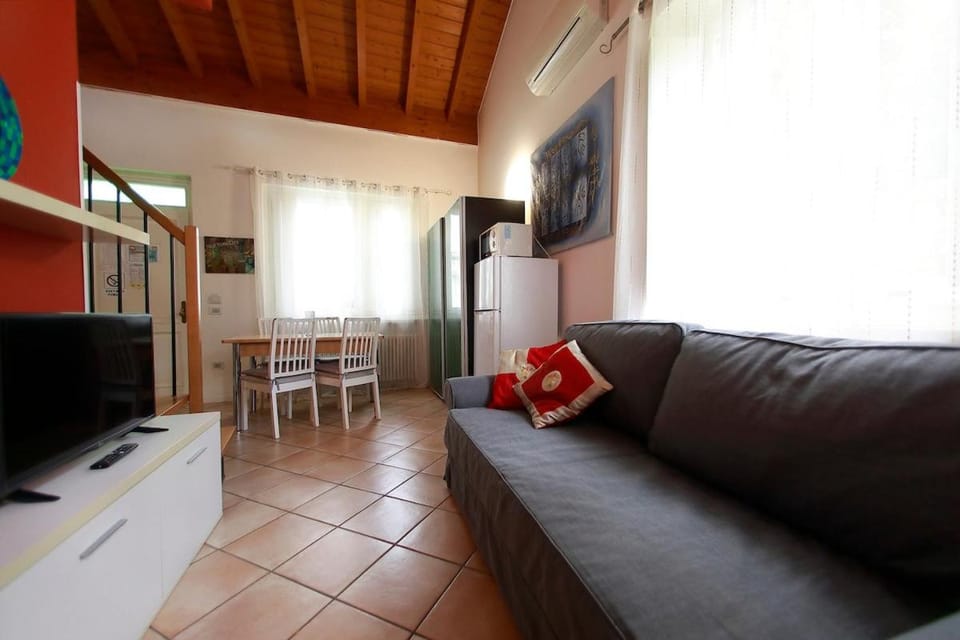 Apt 3 Borgo Lago di Garda Apartment in Province of Brescia