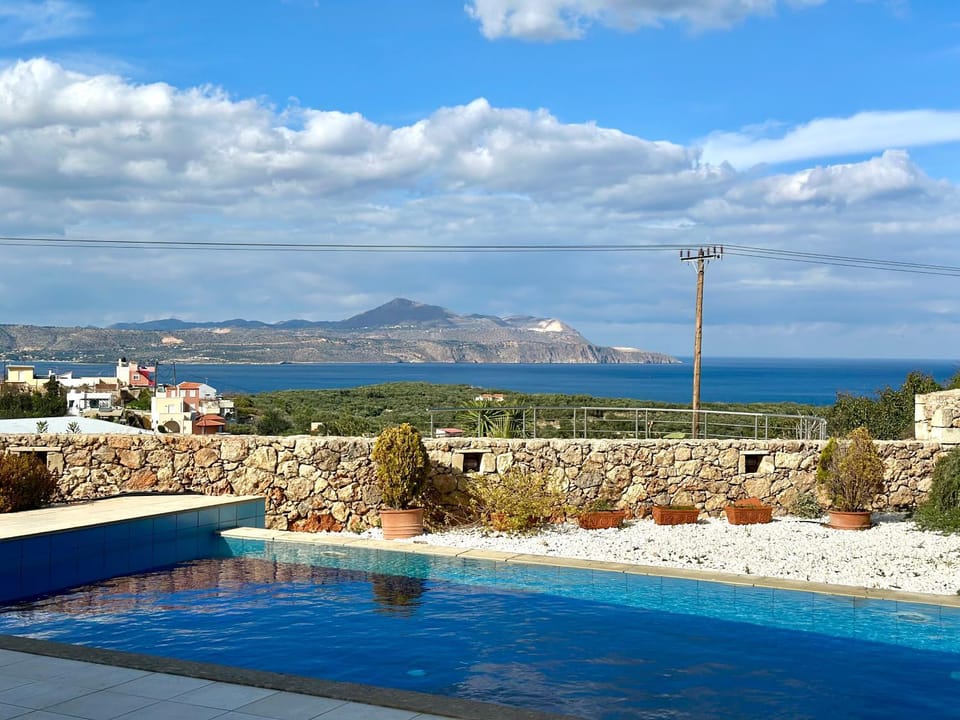 Sea view, Swimming pool