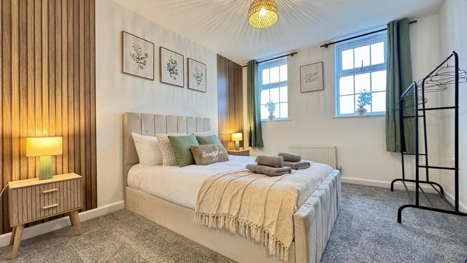 Stylish & Comfortable 2-Bedroom Flat in Bessacarr, Doncaster Apartment in Doncaster