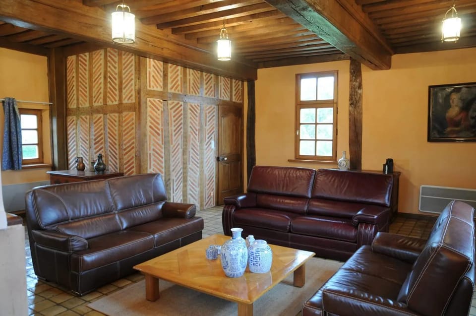 Maison spacieuse avec jardin à Labergement-lès-Seurre House in Bourgogne-Franche-Comté