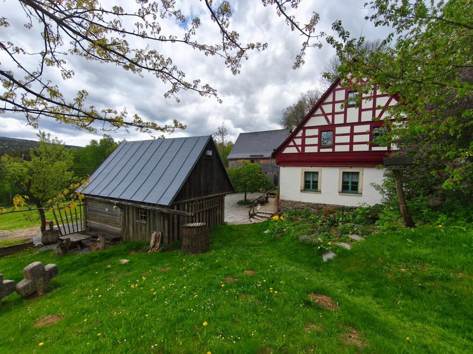Property building, Spring