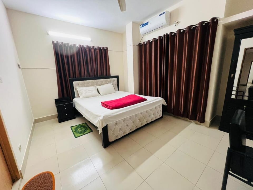 Tourist Home Hotel in Dhaka