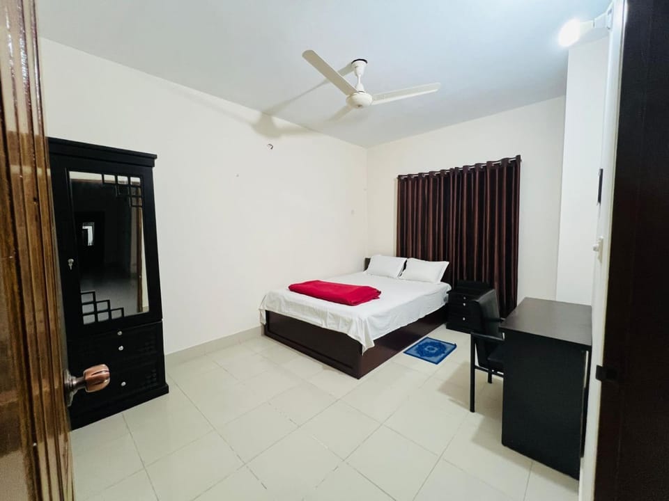 Tourist Home Hotel in Dhaka