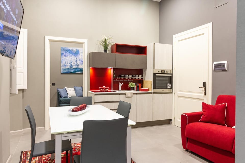 TV and multimedia, Coffee/tea facilities, Kitchen or kitchenette, Living room, Seating area, Dining area, oven, pet friendly, stove