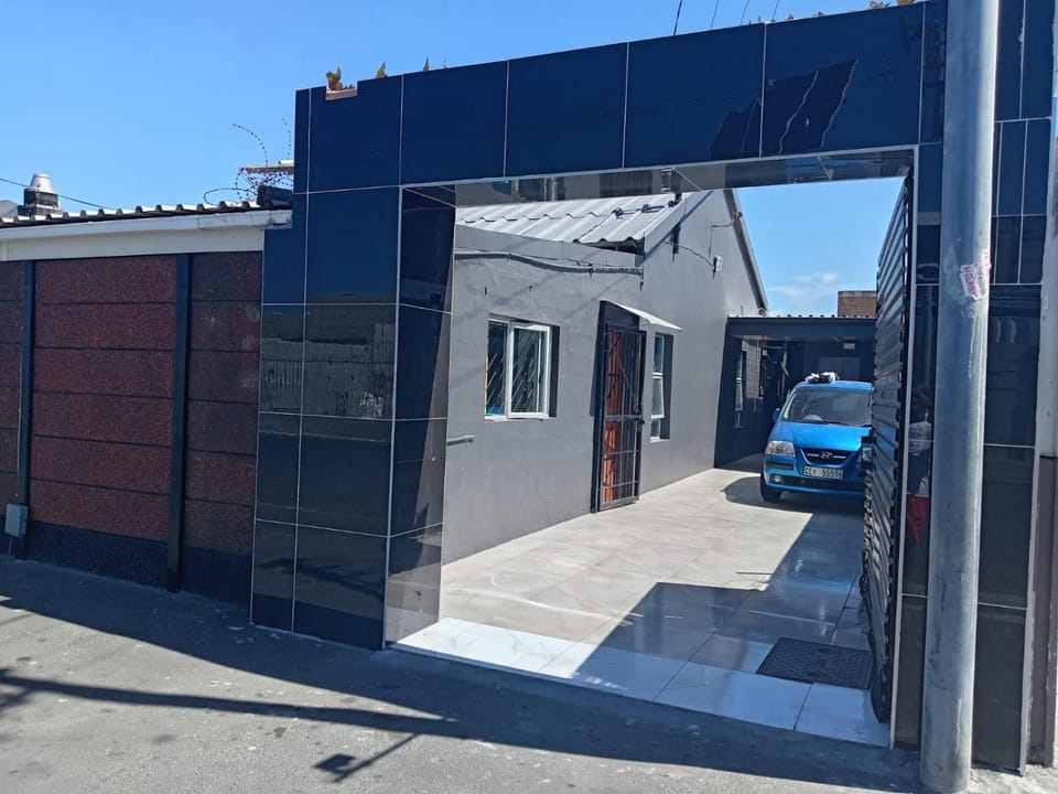 Property building, Parking