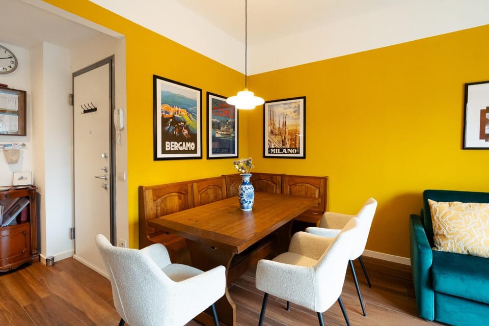 Living room, Dining area, Lunch